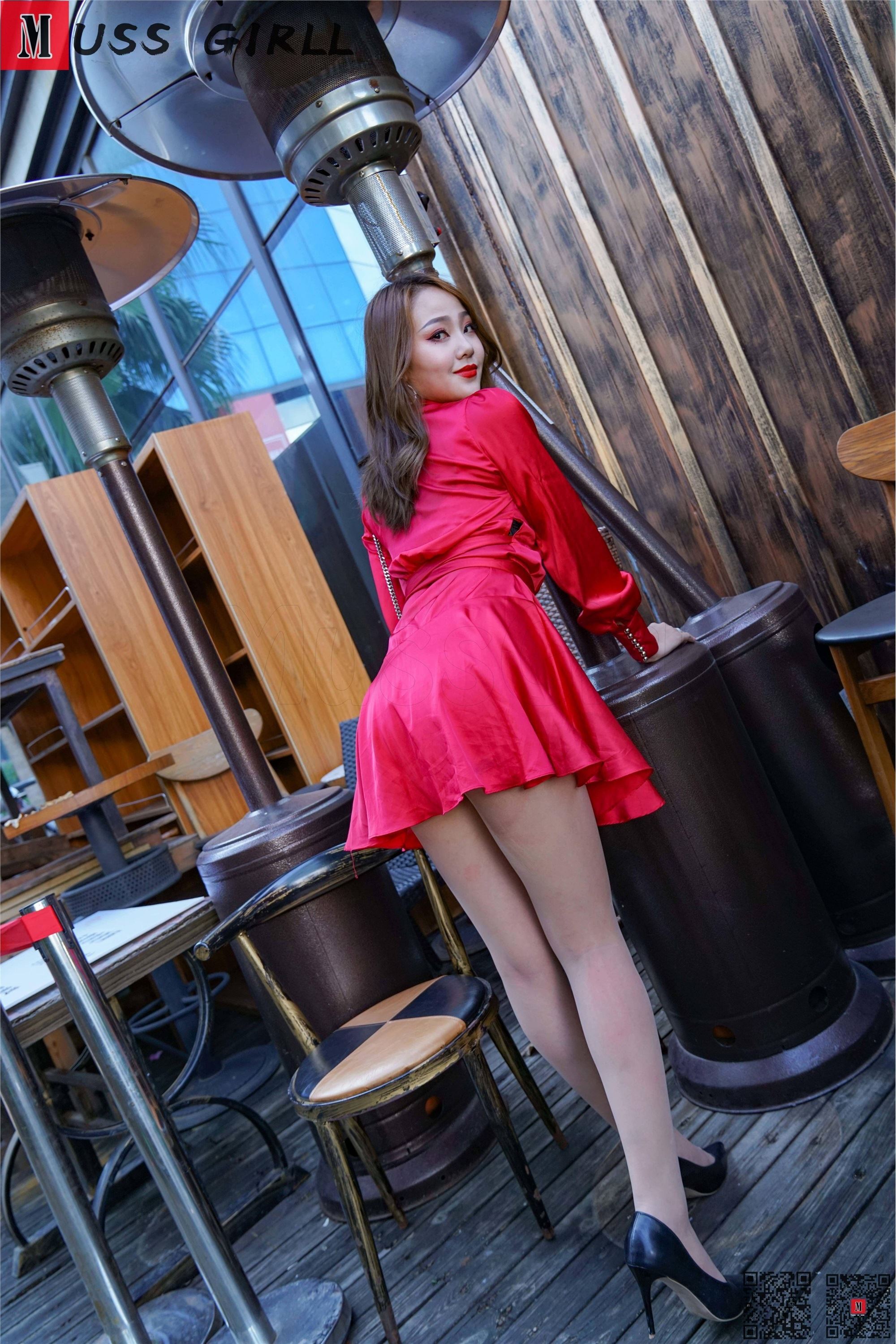 MussGirl慕丝女郎  NO.174 丝袜红裙